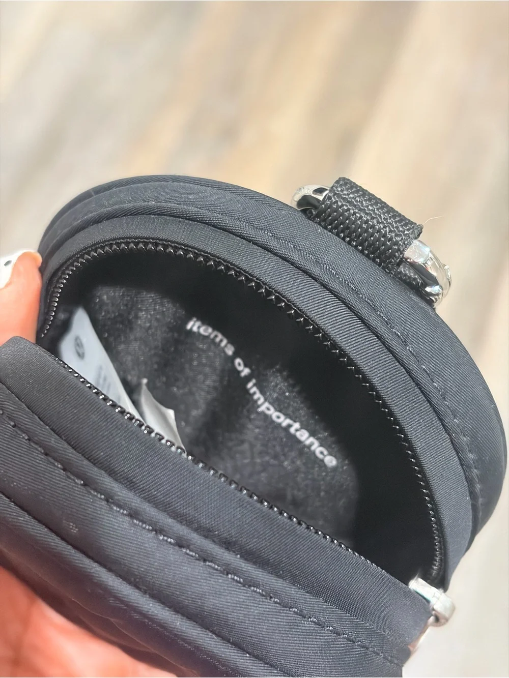 Lululemon Logo Pouch Black